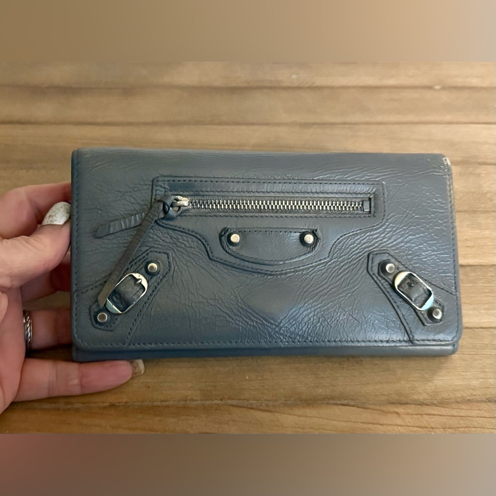 Balenciaga Classic Metallic Flap Medium Gray Lambskin Leather Wallet